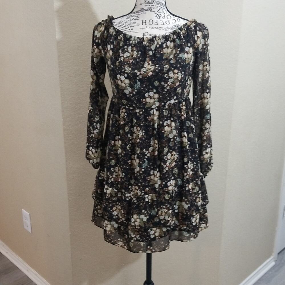 WAYF dress size small
